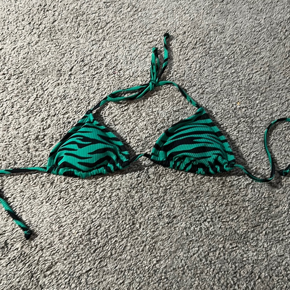 Bikini top